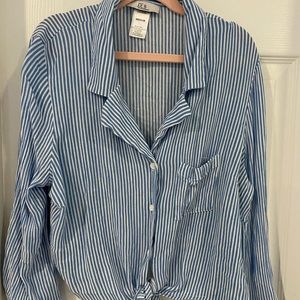 Stripped long sleeve top